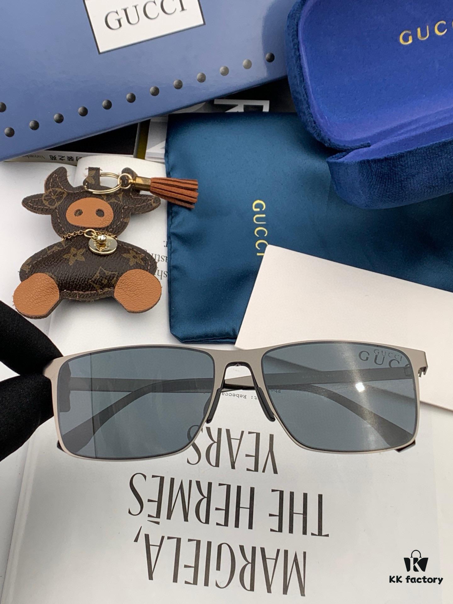 GUCCI Men's Colorful Pilot Polarized Sunglasses