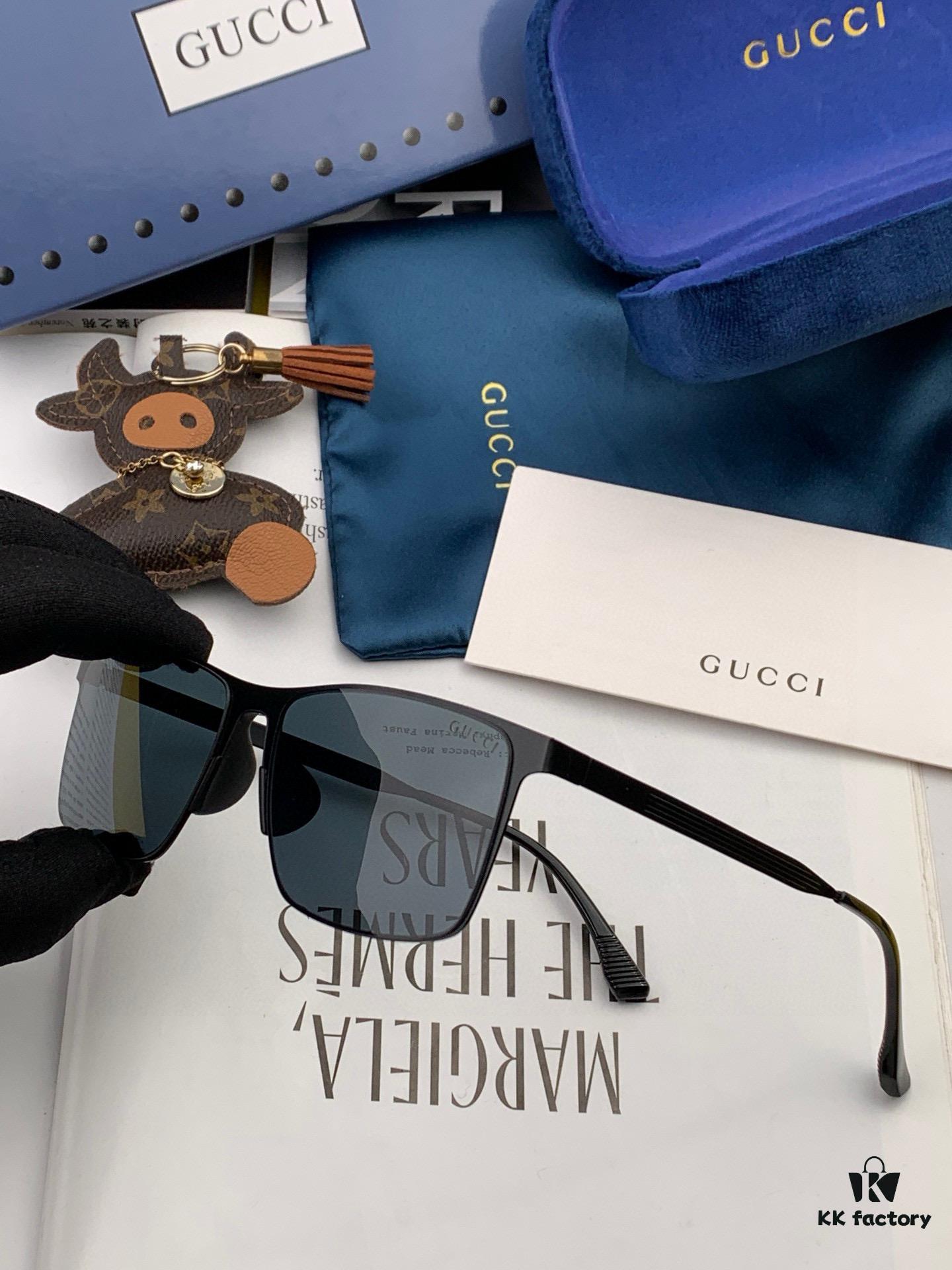 GUCCI Men's Colorful Pilot Polarized Sunglasses