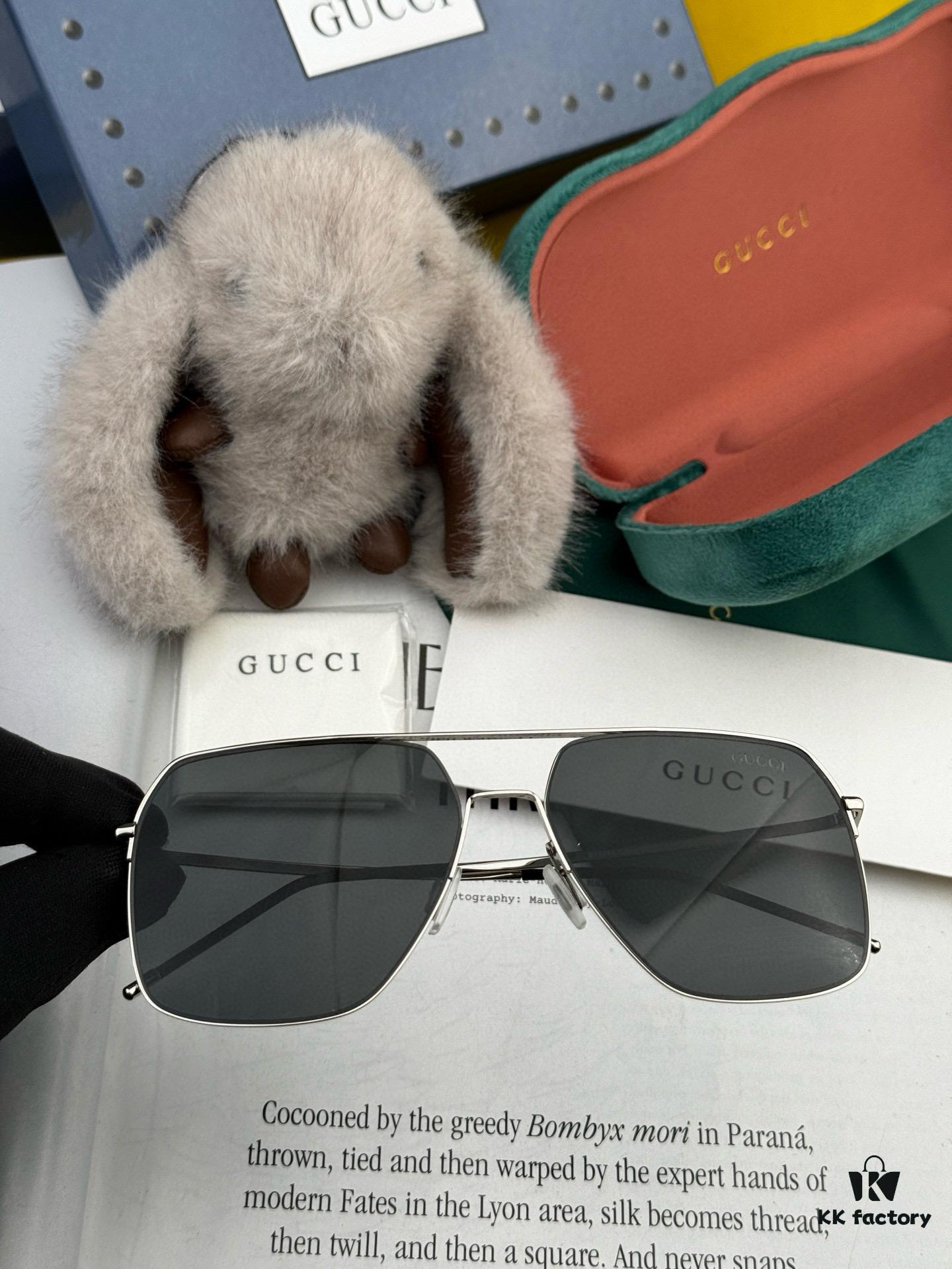 GUCCI Men's Colorful Pilot Polarized Sunglasses