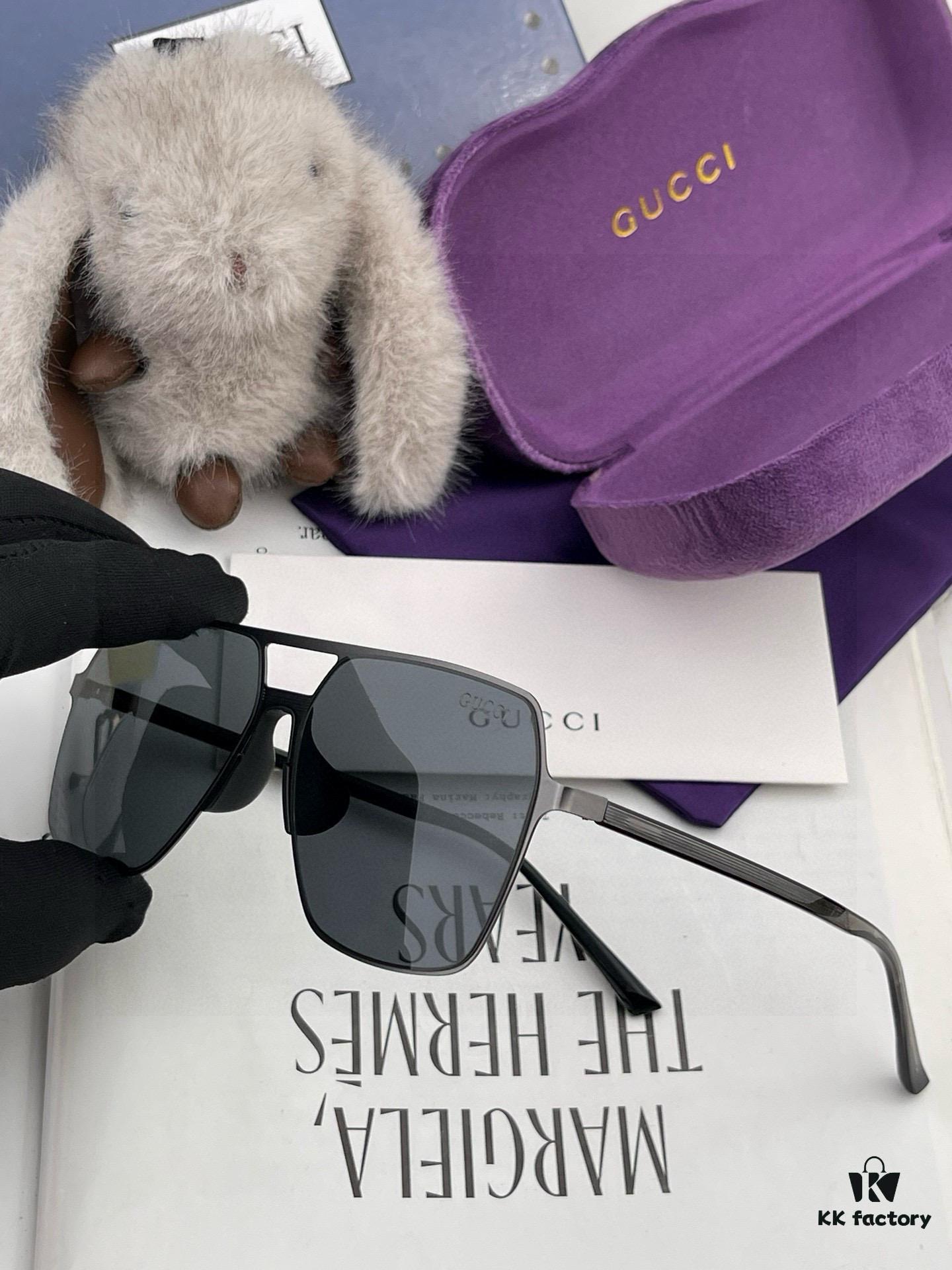 GUCCI Men's Colorful Pilot Polarized Sunglasses