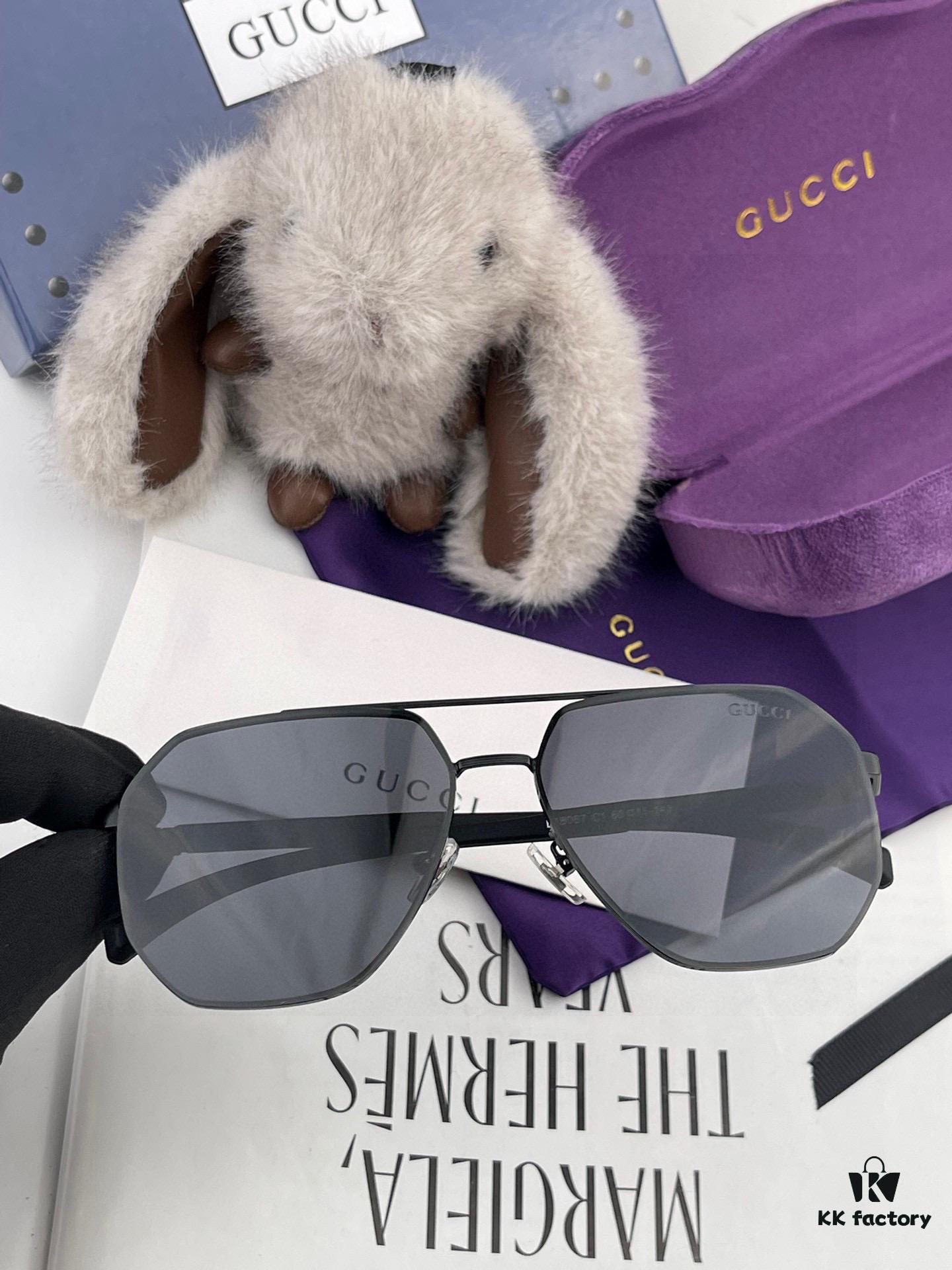 GUCCI Men's Colorful Pilot Polarized Sunglasses