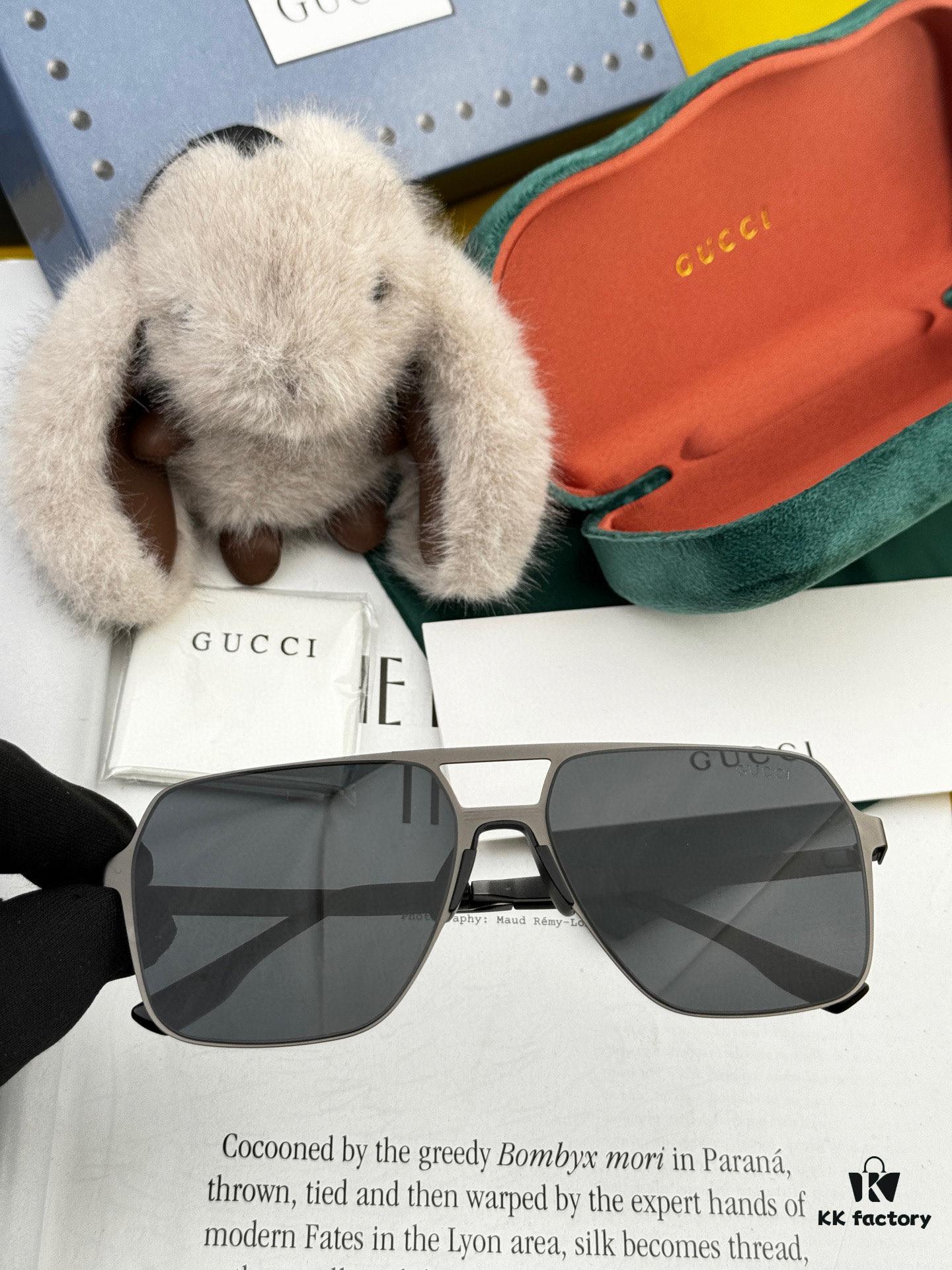 GUCCI Men's Colorful Pilot Polarized Sunglasses