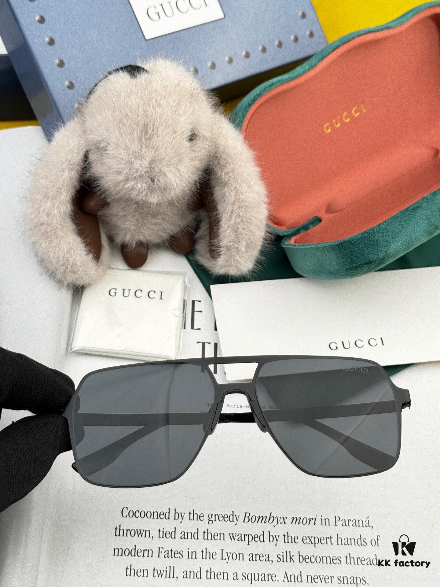 GUCCI Men's Colorful Pilot Polarized Sunglasses