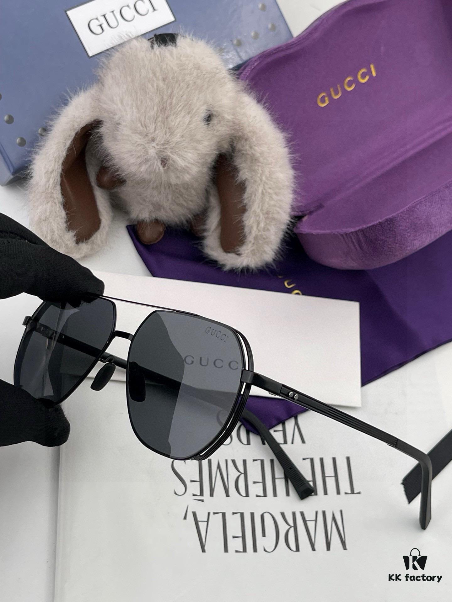 GUCCI Men's Colorful Pilot Polarized Sunglasses