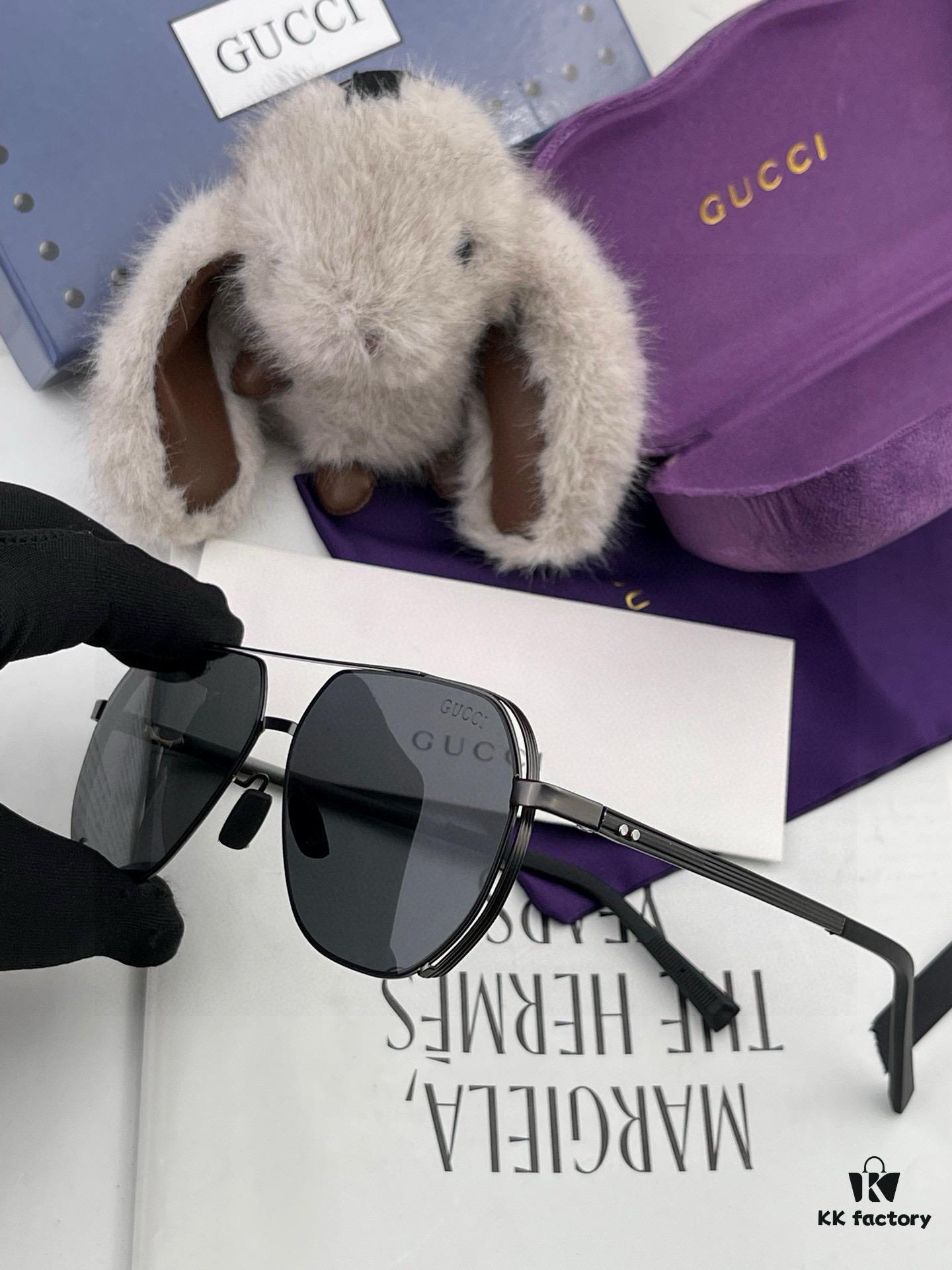 GUCCI Men's Colorful Pilot Polarized Sunglasses