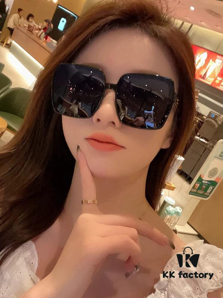 GUCCI 2025 New Arrival Trendy Fashion Square Sunglasses Comfortable Fit Influencer Style Women's HD Thick Polarized Sunglasses