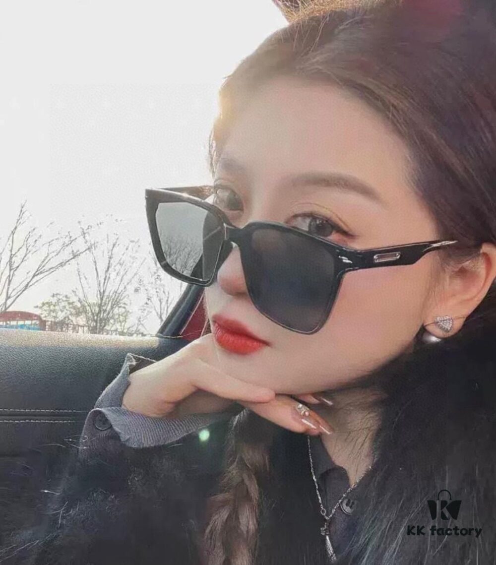 GUCCI 2025 Spring New Arrival Trendy Fashion Square Polarized Sunglasses High-Quality Comfortable Wear Influencer Style HD Nylon Polarized Sunglasses for Women 🕶️ High-Quality TR Frame Model: G65501