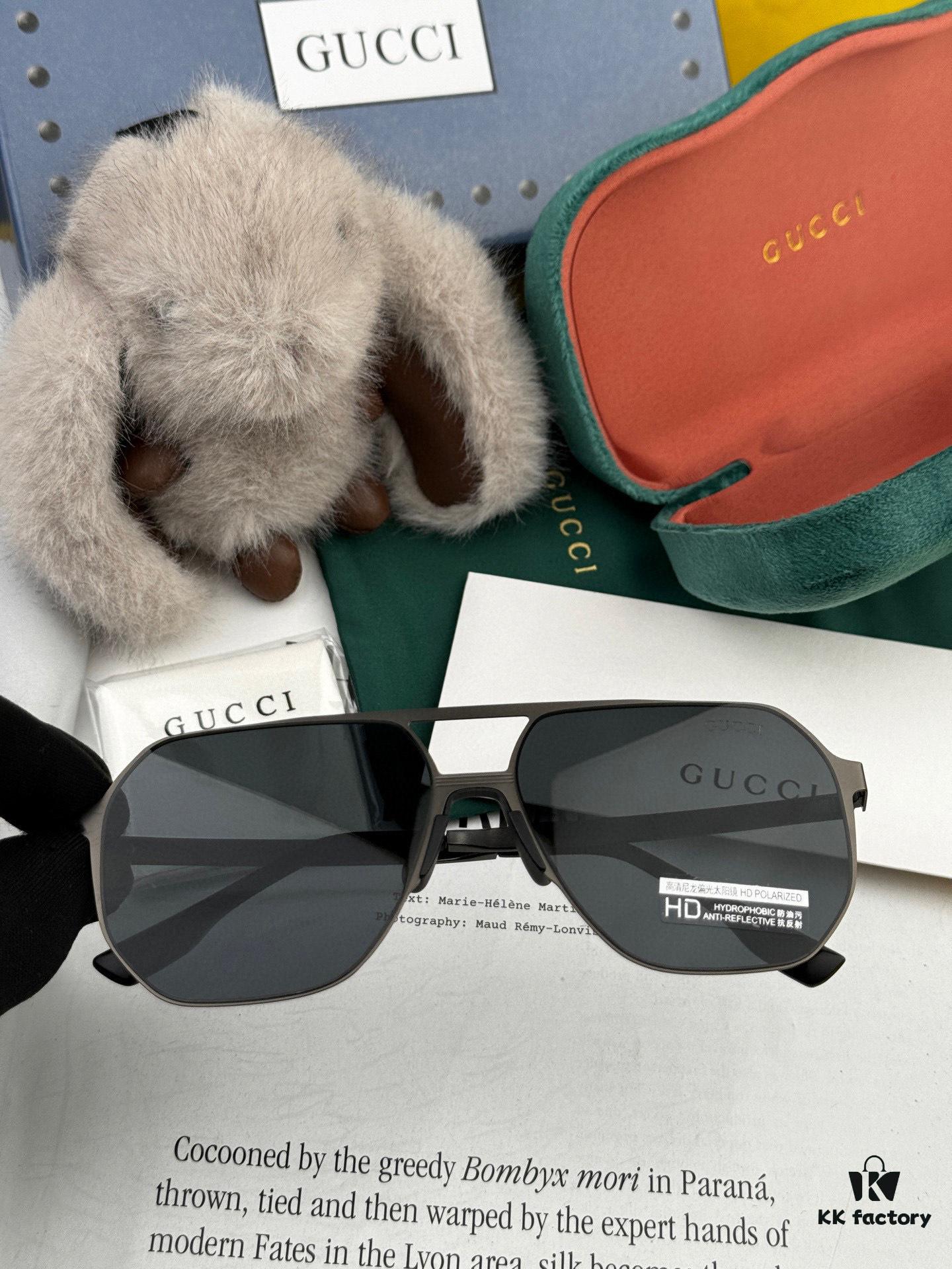 GUCCI Men's Colorful Pilot Polarized Sunglasses