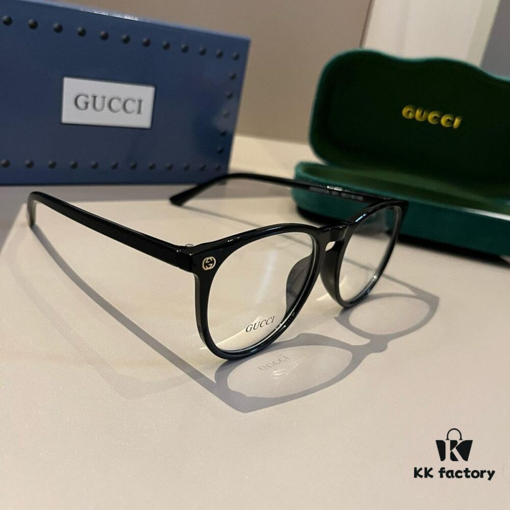 GUCCI 419 MODEL: GG00270A912 SIZE: 52019-145 Stylish and Affordable Unisex Eyeglasses Sunglasses Classic Design Perfect for Daily Wear