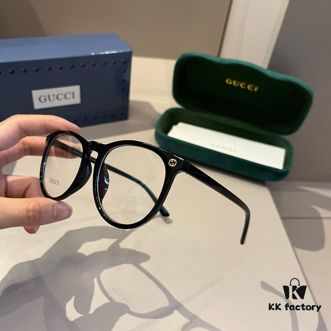 GUCCI 419 MODEL: GG00270A912 SIZE: 52019-145 Stylish and Affordable Unisex Eyeglasses Sunglasses Classic Design Perfect for Daily Wear
