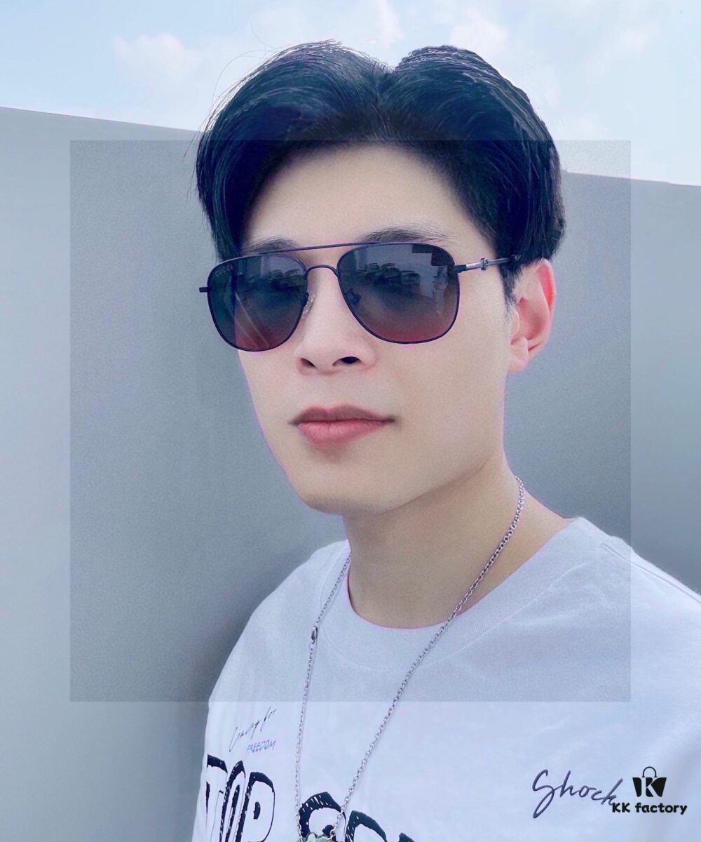 Gucci Bee Original Men's and Women's Unisex Polarized Sunglasses with Metal Alloy Frame and Double G Bee Logo Temples