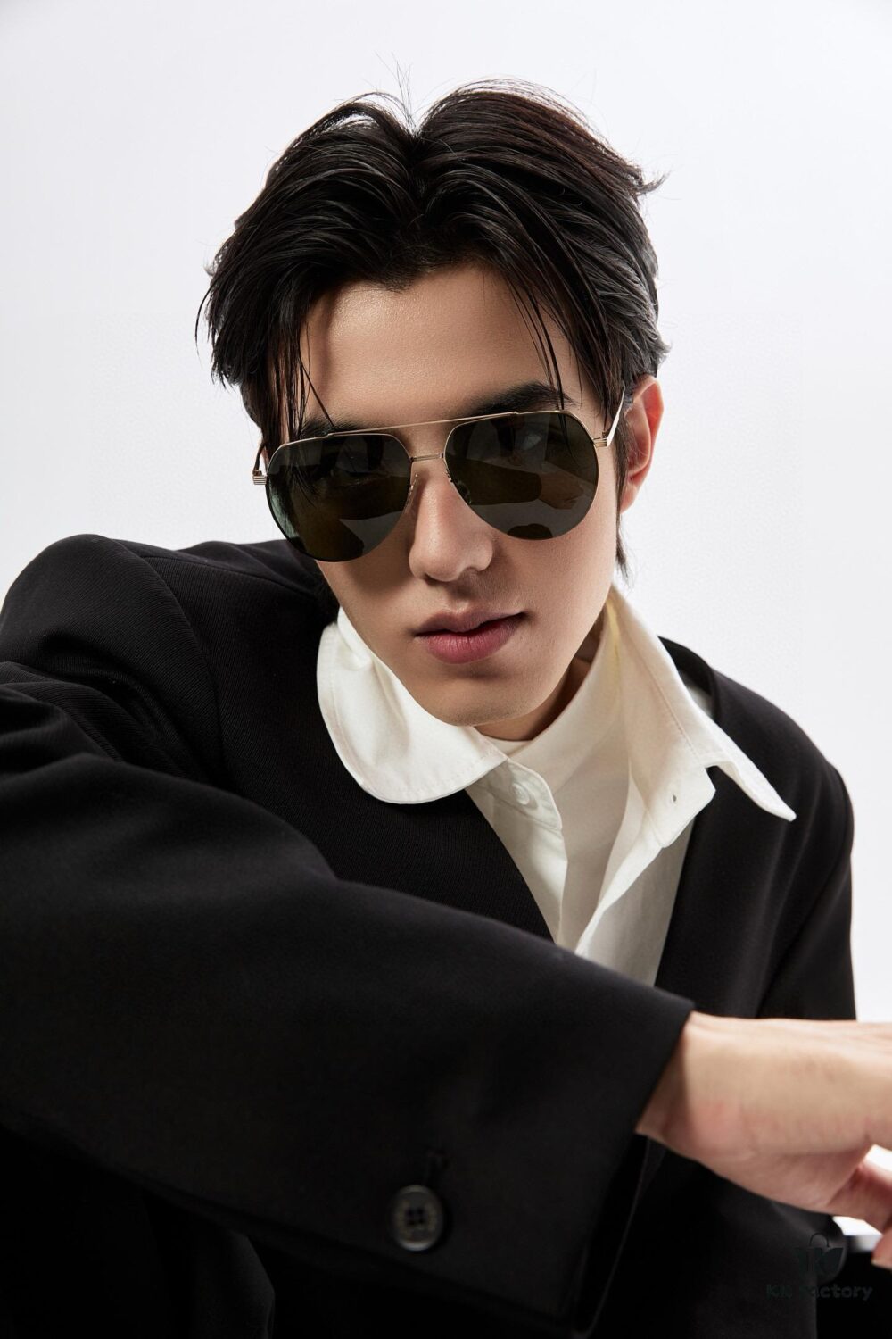 GUCCI Men's Colorful Pilot Polarized Sunglasses