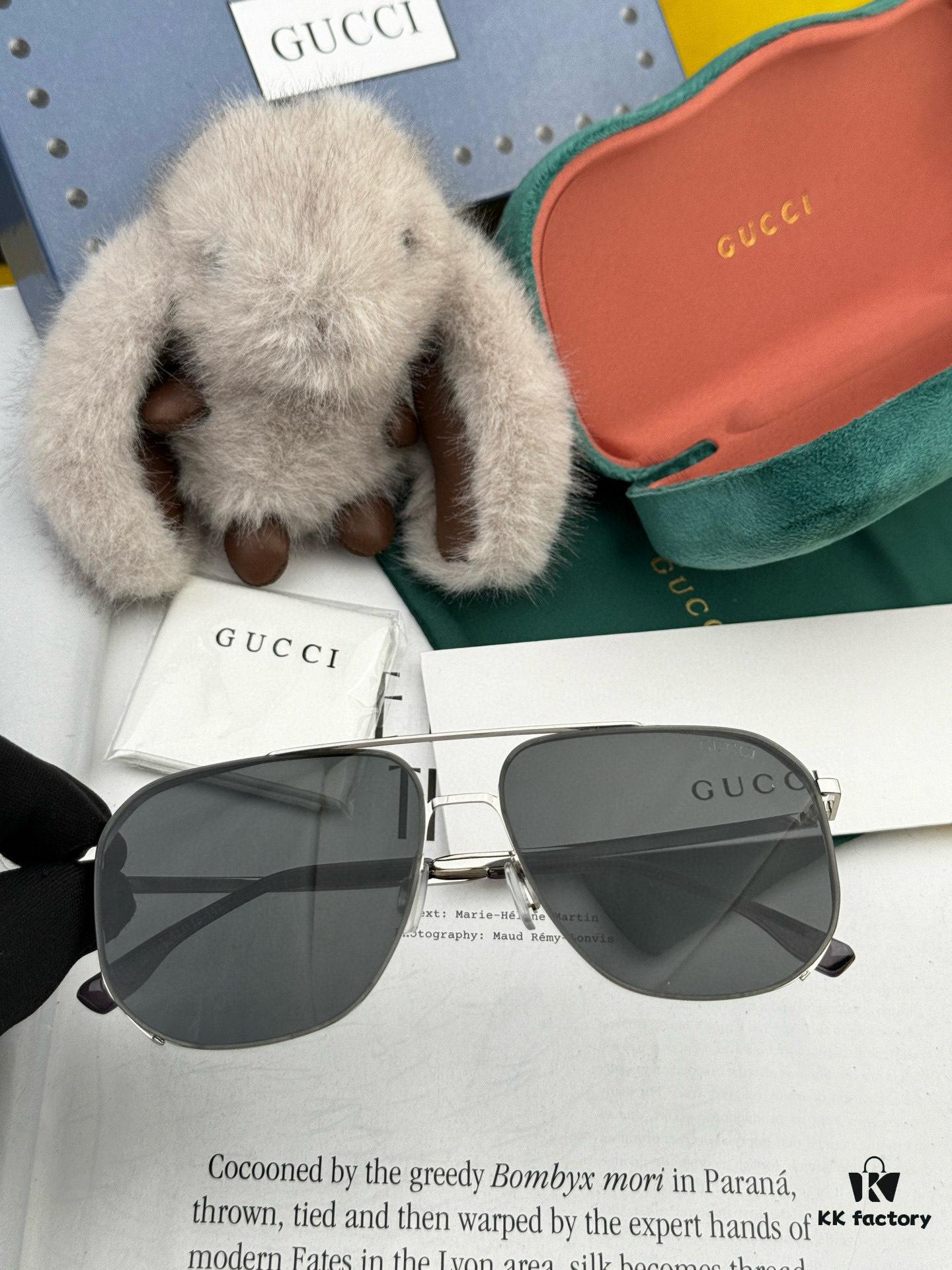GUCCI Men's Colorful Pilot Polarized Sunglasses