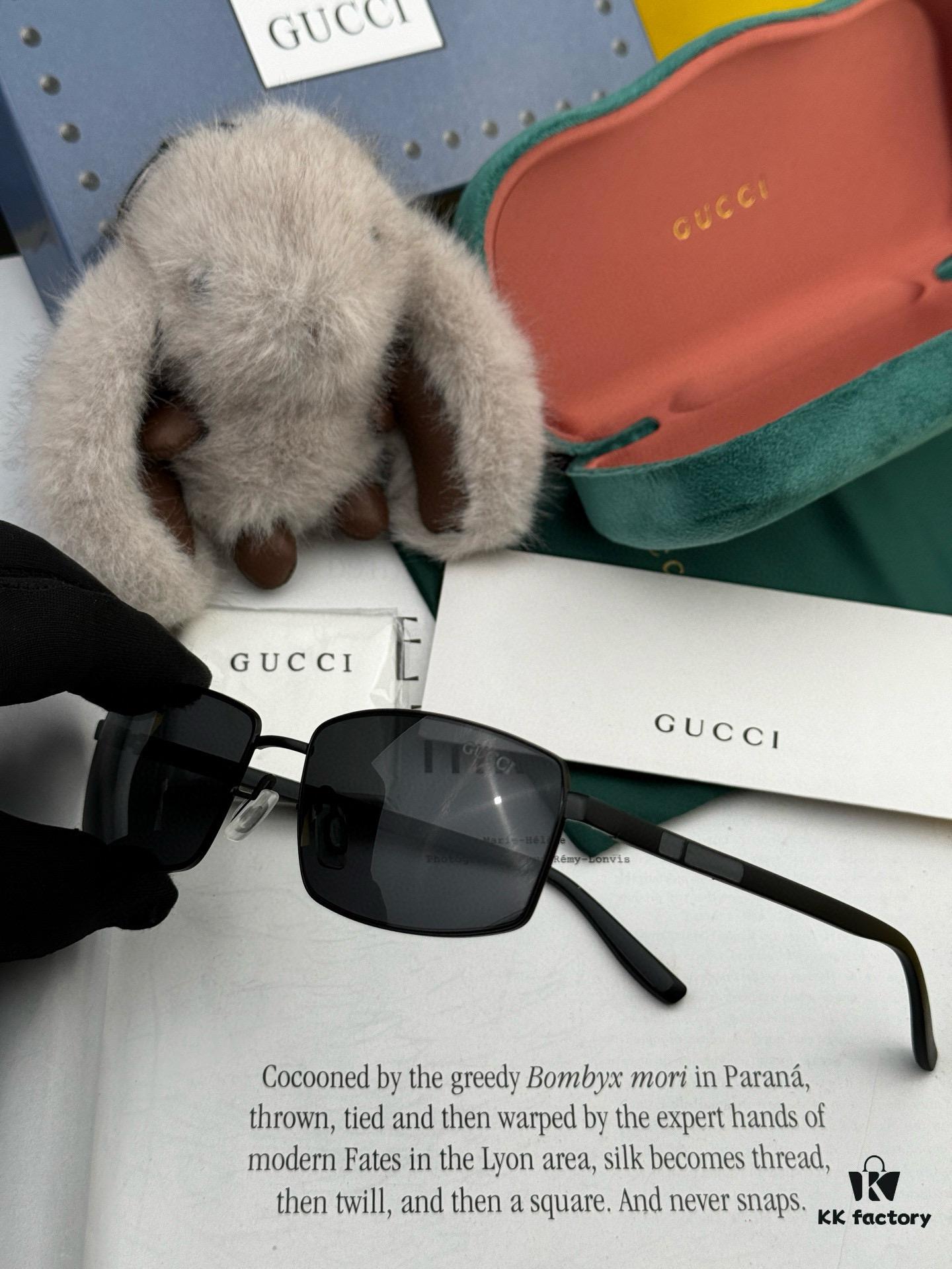 GUCCI Men's Colorful Pilot Polarized Sunglasses