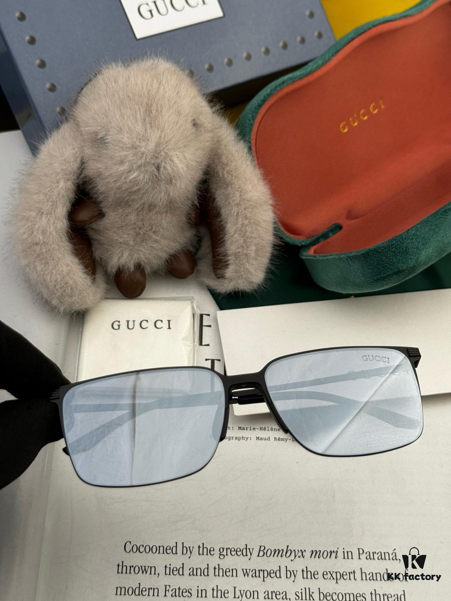 GUCCI Men's Colorful Pilot Polarized Sunglasses