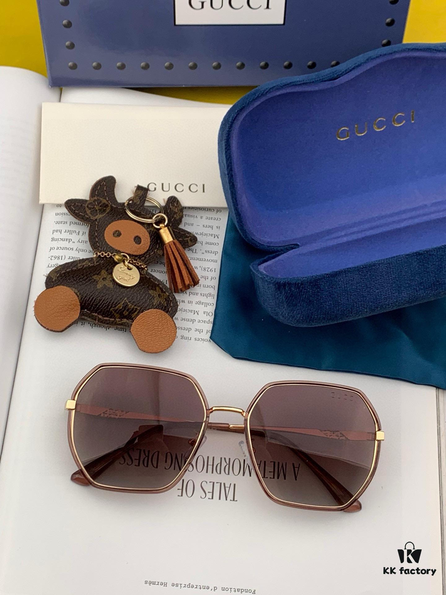 GUCCI 2025 Spring New Arrival Sunglasses, Favored by Influencers for Full Charm – Playful and Sweet with Enhanced Facial Fit, Premium Metal Finish