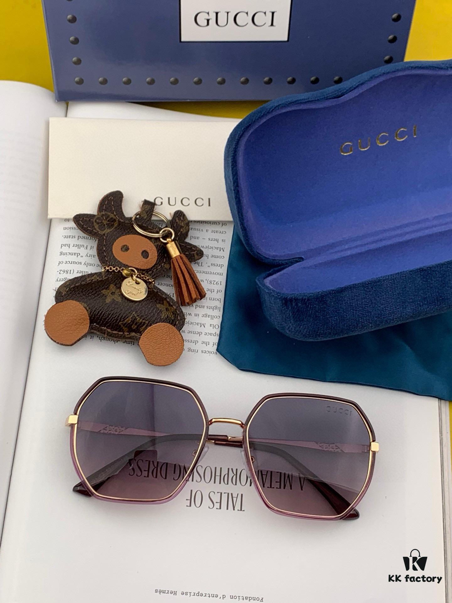 GUCCI 2025 Spring New Arrival Sunglasses, Favored by Influencers for Full Charm – Playful and Sweet with Enhanced Facial Fit, Premium Metal Finish