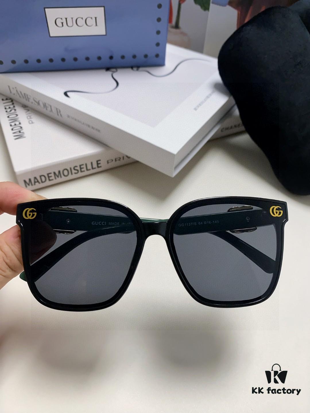 Gucci 2025 Spring New Arrival Super Fresh Style Ultra-Bright Frame with Large G Logo on Temple, Elegant and Stylish Women's Popular Sunglasses
