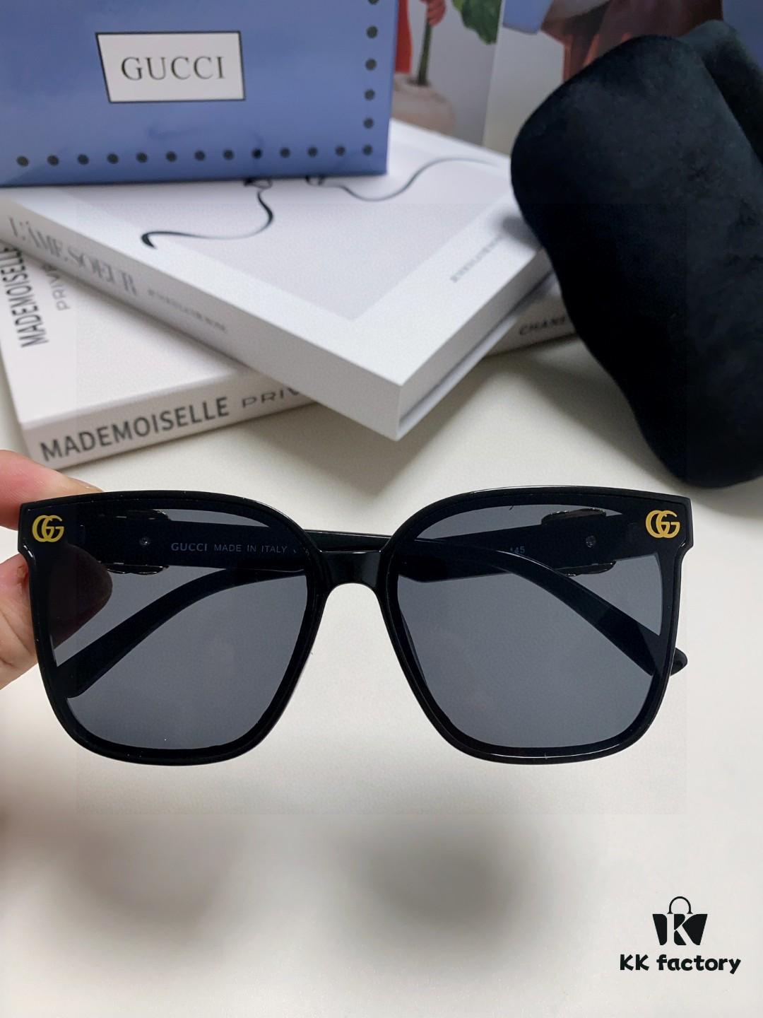 Gucci 2025 Spring New Arrival Ultra-Fresh Style Shiny Frame with Oversized G Logo on Temples, Elegant and Stylish Women's Best-Selling Sunglasses