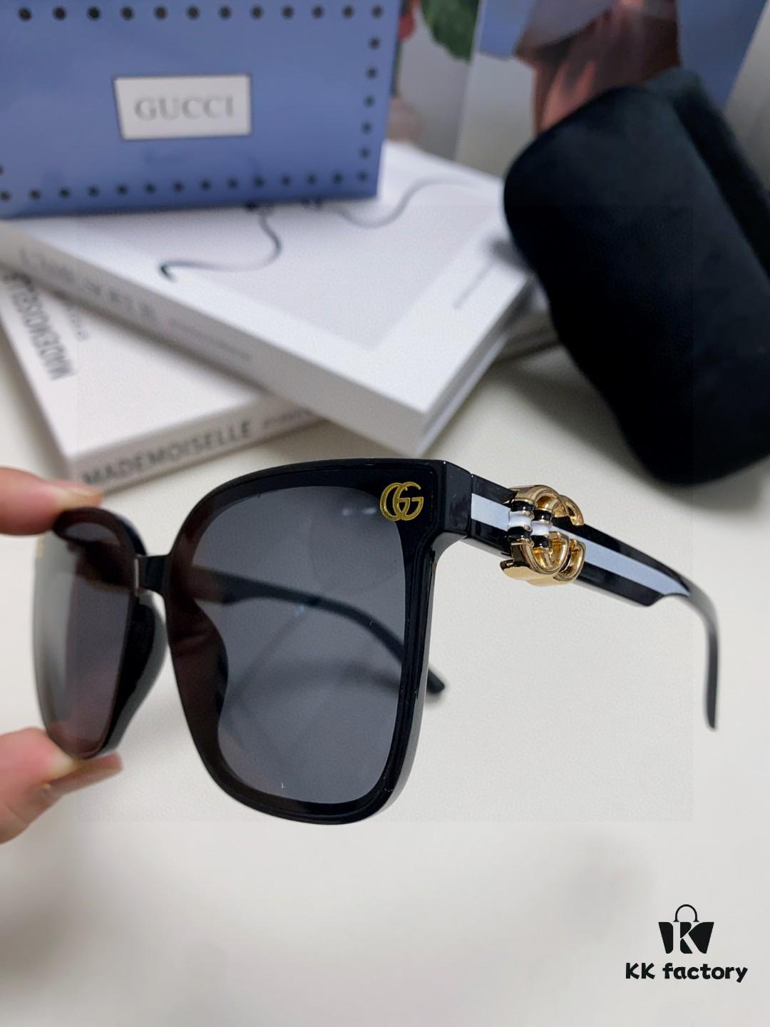 Gucci 2025 Spring New Arrival Ultra-Fresh Style Shiny Frame with Oversized G Logo on Temples, Elegant and Stylish Women's Best-Selling Sunglasses