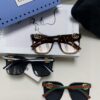Gucci 2025 Spring New Arrival Ultra-Fresh Style Shiny Frame with Oversized G Logo on Temples, Elegant and Stylish Women's Best-Selling Sunglasses