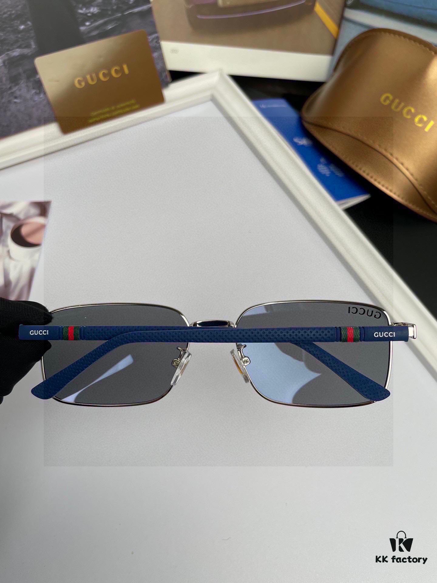 Gucci Unisex High-Quality Polarized Sunglasses with Clear Optics, Premium Frame and Logo-Embossed Temples
