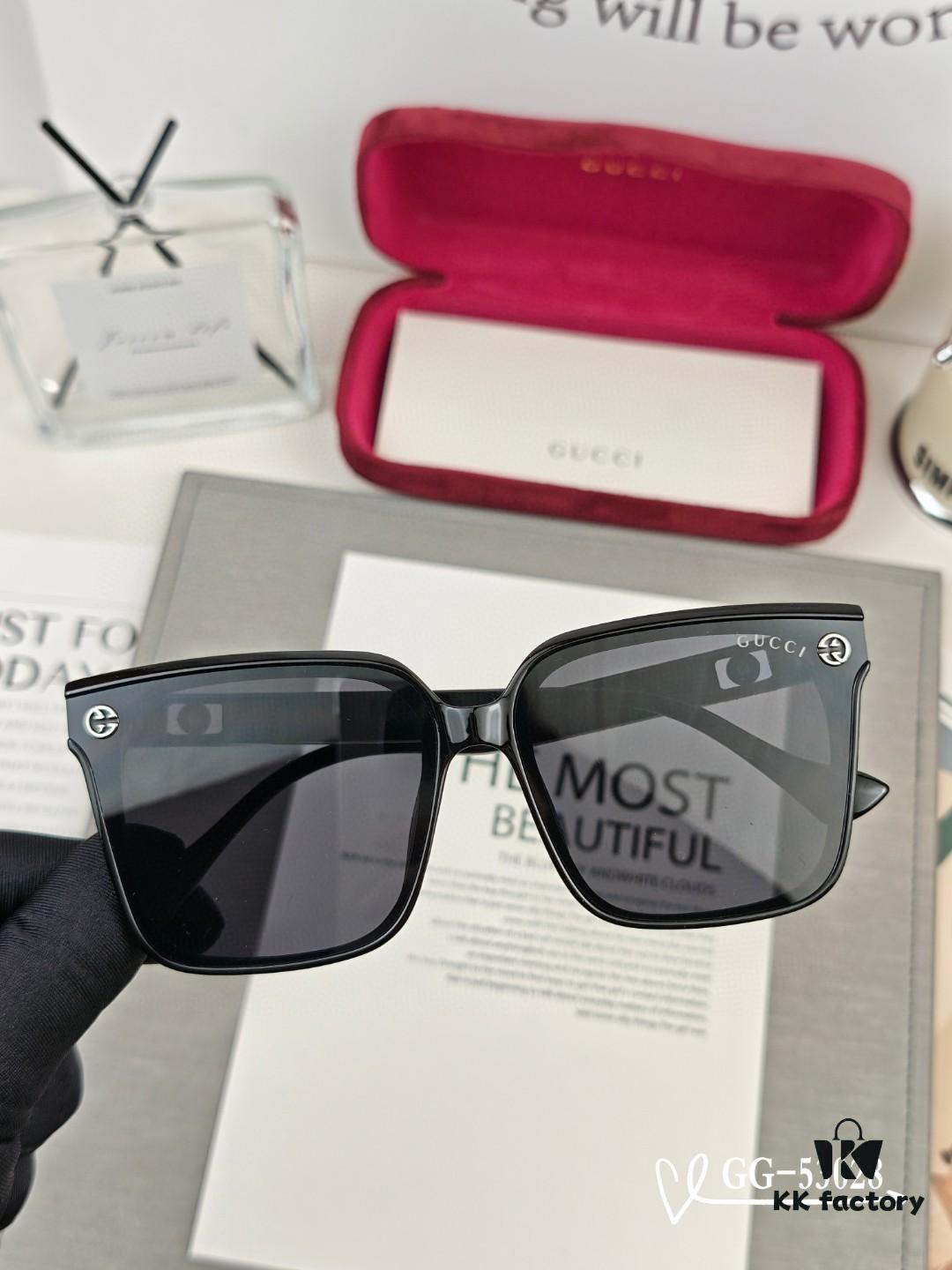 GUCCI Italy - Polarized TR Frame Sunglasses with High-Definition Resin Lenses, Lightweight and Comfortable Wear, Model 53028