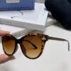 Gucci New Bee Design Sunglasses with Metal Hinges, UV Protection, Stylish and Face-Framing for Outdoor Fashion