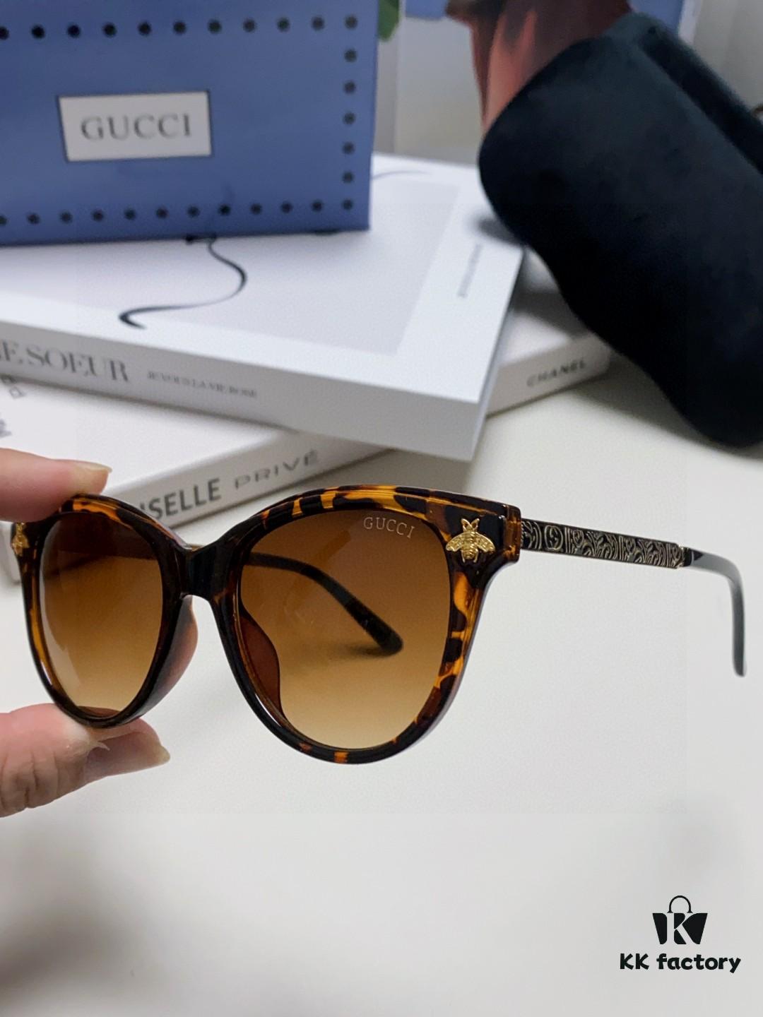 Gucci New Bee Design Sunglasses with Metal Hinges, UV Protection, Stylish and Face-Framing for Outdoor Fashion