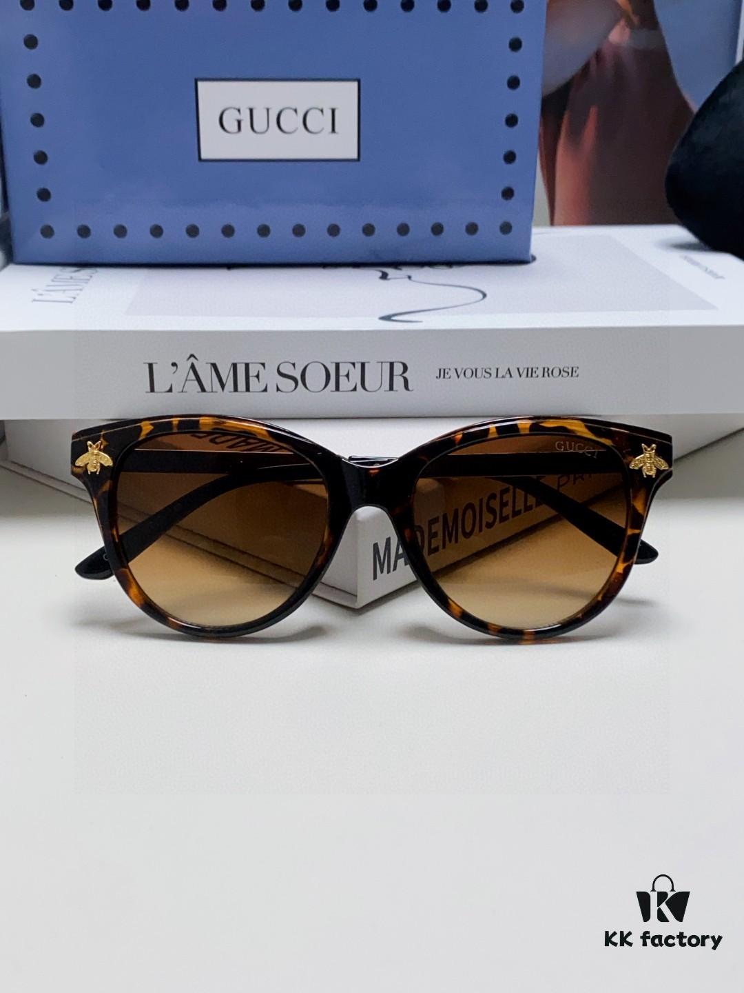 Gucci New Bee Design Sunglasses with Metal Hinges, UV Protection, Stylish and Face-Framing for Outdoor Fashion