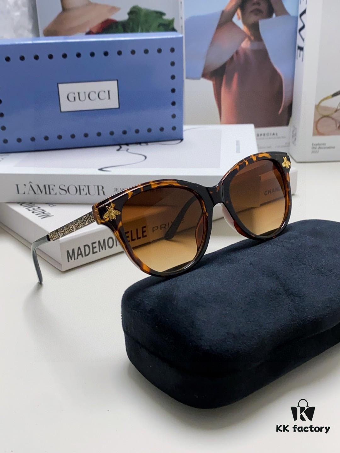 Gucci New Bee Design Sunglasses with Metal Hinges, UV Protection, Stylish and Face-Framing for Outdoor Fashion
