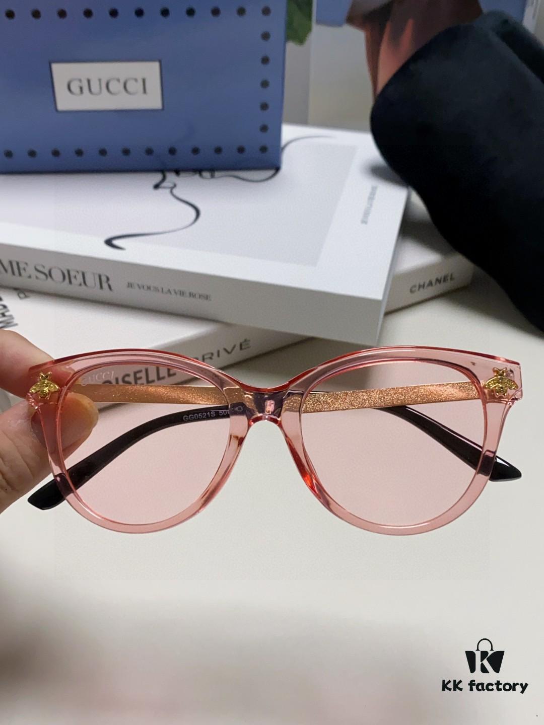 Gucci New Bee Style Sunglasses with Metal Hinges, UV Protection, Stylish and Face-Framing for Outdoor Fashion