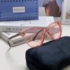 Gucci New Bee Style Sunglasses with Metal Hinges, UV Protection, Stylish and Face-Framing for Outdoor Fashion