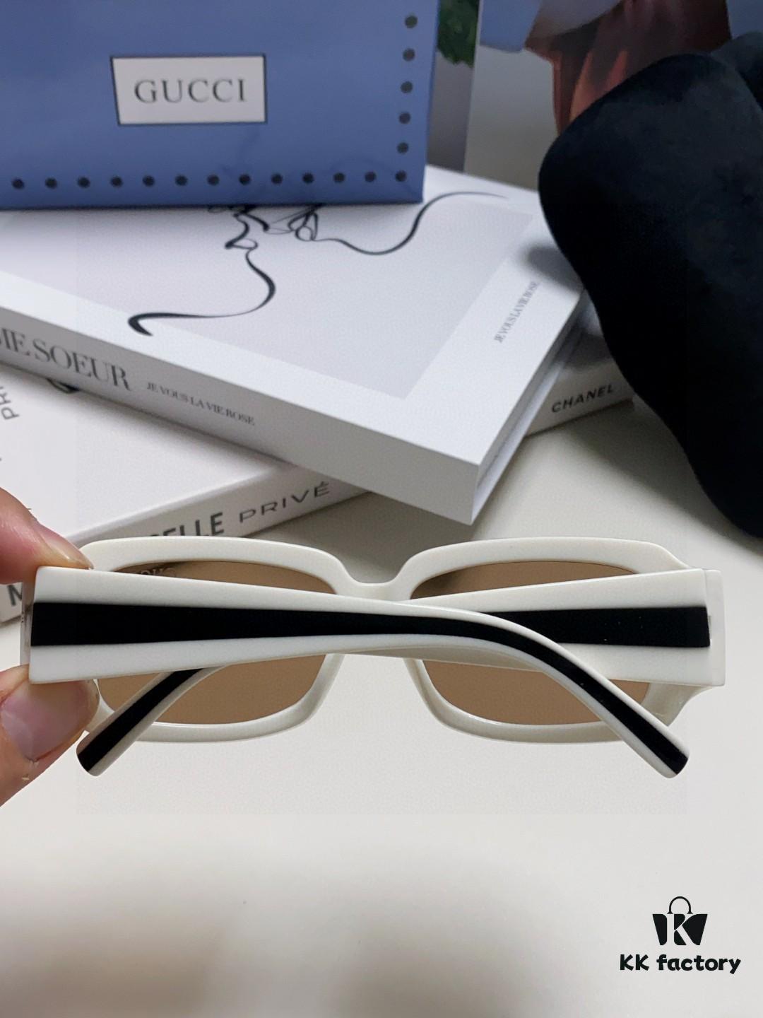 Gucci 2025 New Arrival Unisex Black Rectangular Acetate Sunglasses with Dual Side Logo, Trendy and Comfortable Oversized Sun Glasses