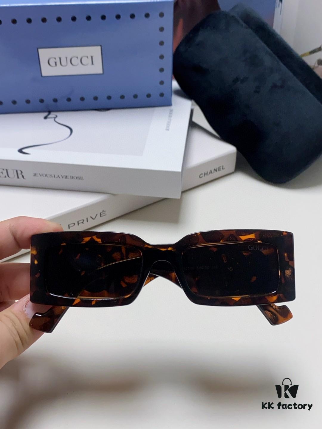 Gucci Bright and Bold Personality Rectangular Narrow-Framed Sunglasses Unisex Streetwear Style, Versatile Design GG1425S