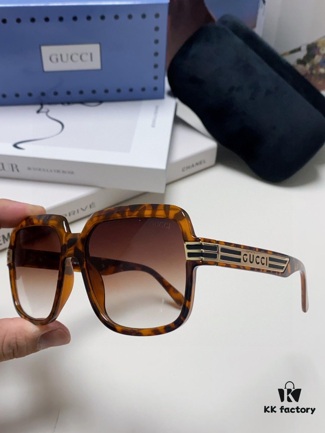 Gucci 2025 New Arrival Classic Round Frame Unisex Sunglasses, Flattering on All Face Shapes, Polarized UV-Protective Lenses