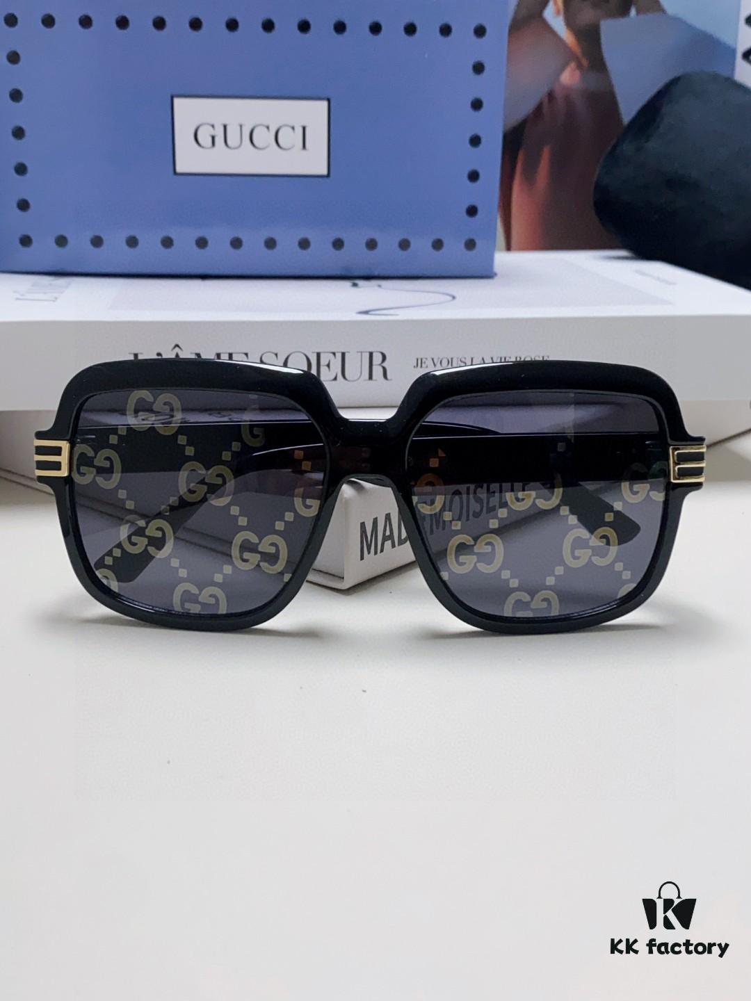 Gucci 2025 New Arrival Classic Round Frame Unisex Design, Flattering on All Face Shapes, Perfect Match for Coats and Dresses, Iridescent Lens UV-Protective Sunglasses
