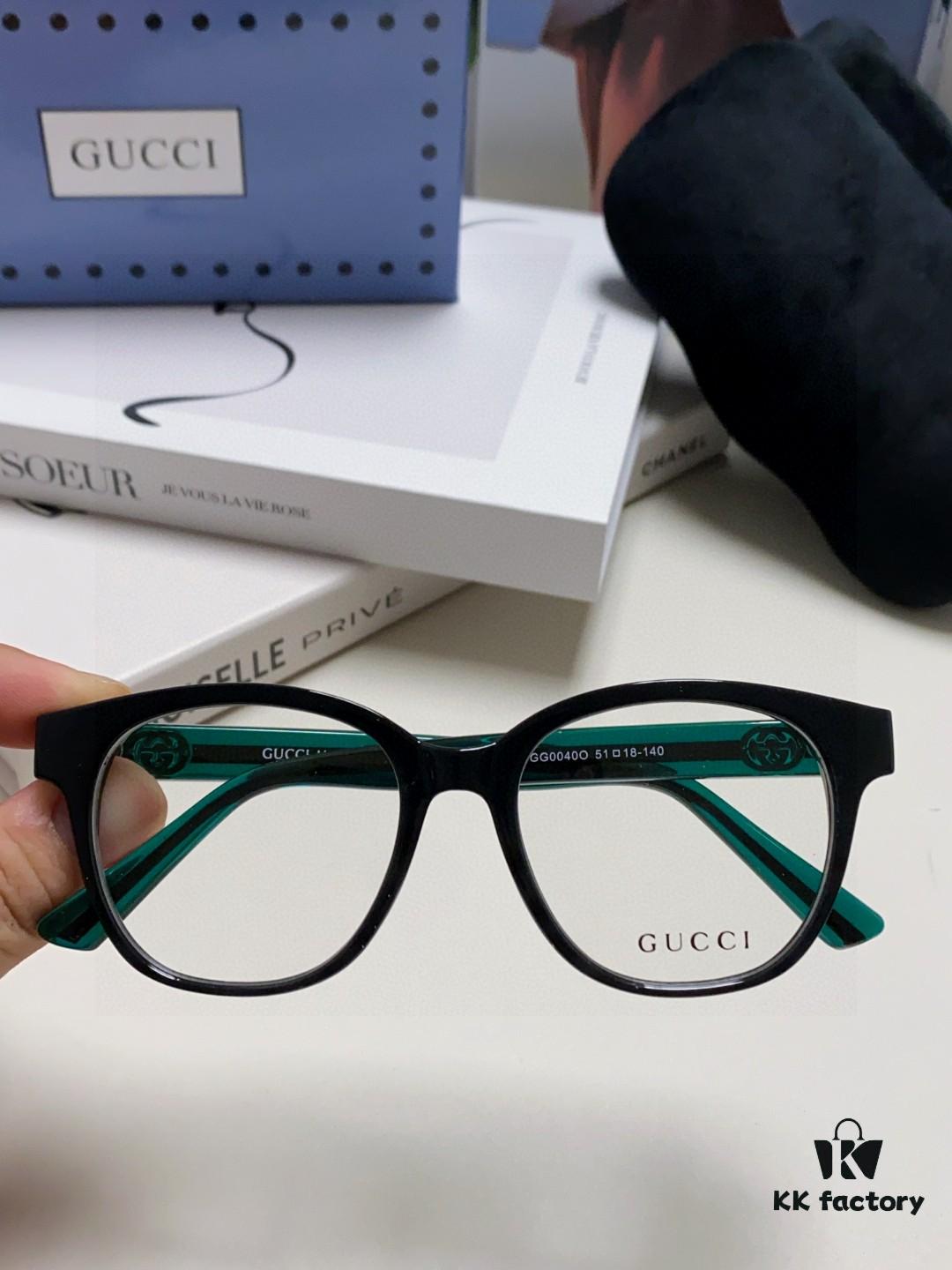 Gucci 2025 New Arrival Women's Woven Art Close-up Frame Black Fashion Sunglasses with Classic Red and Green Band