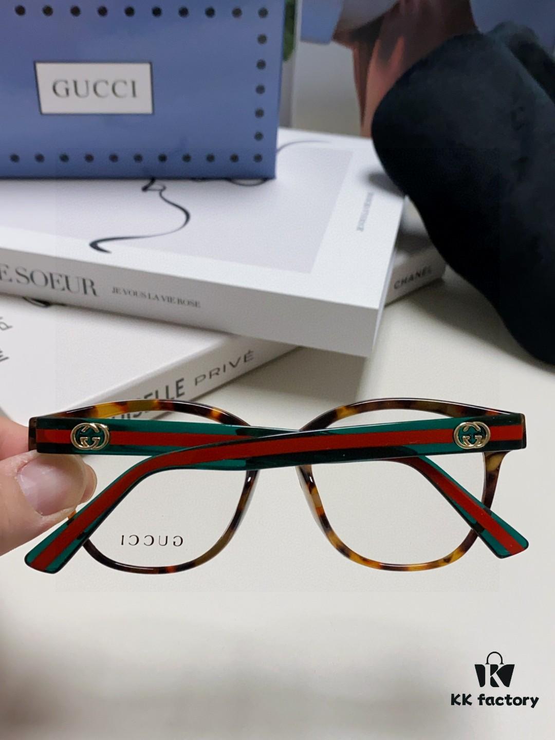 Gucci 2025 New Arrival Women's Woven Art Close-Fit Frame Sunglasses with Classic Red-Green Band, Fashionable Unisex Eyewear