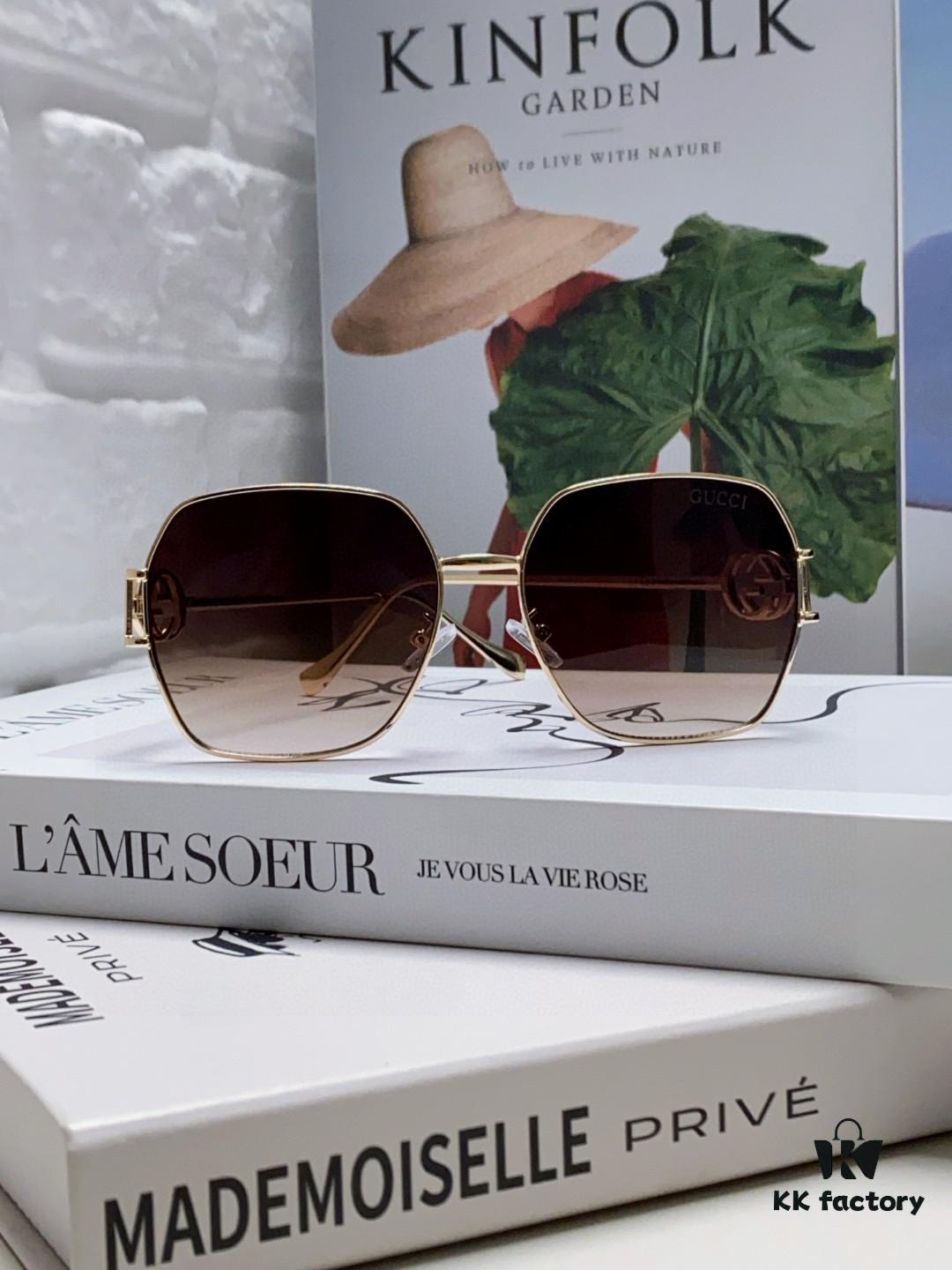 Gucci 2025 New Fashion Retro Stylish and Comfortable Unisex Sunglasses with Metallic Avant-Garde Design, Versatile Trendy Shades Model 1207SA