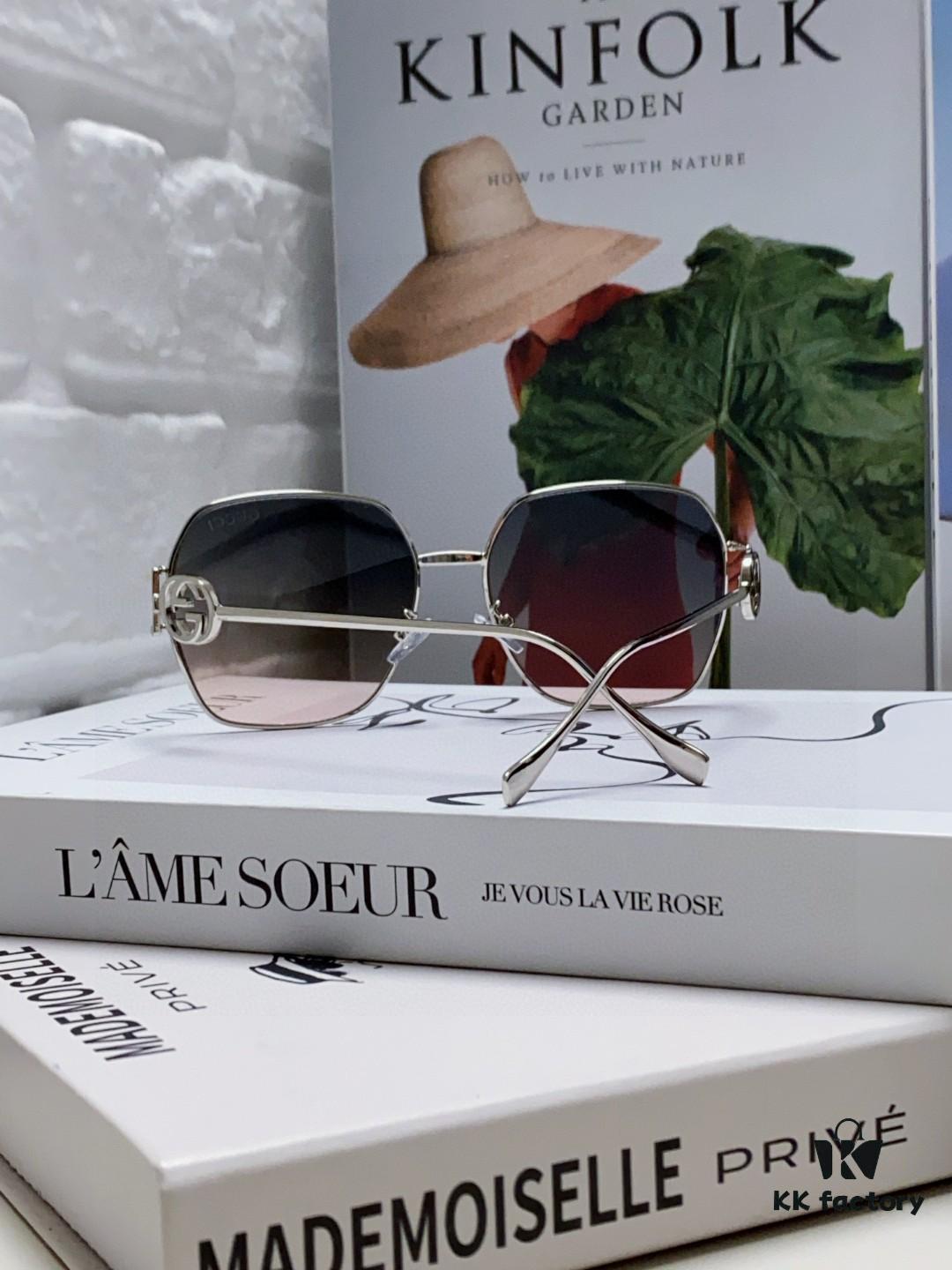 Gucci 2025 New Fashion Retro Stylish and Comfortable Unisex Sunglasses with Metal Avant-Garde Design, Versatile Trendy Shades Model 1207SA