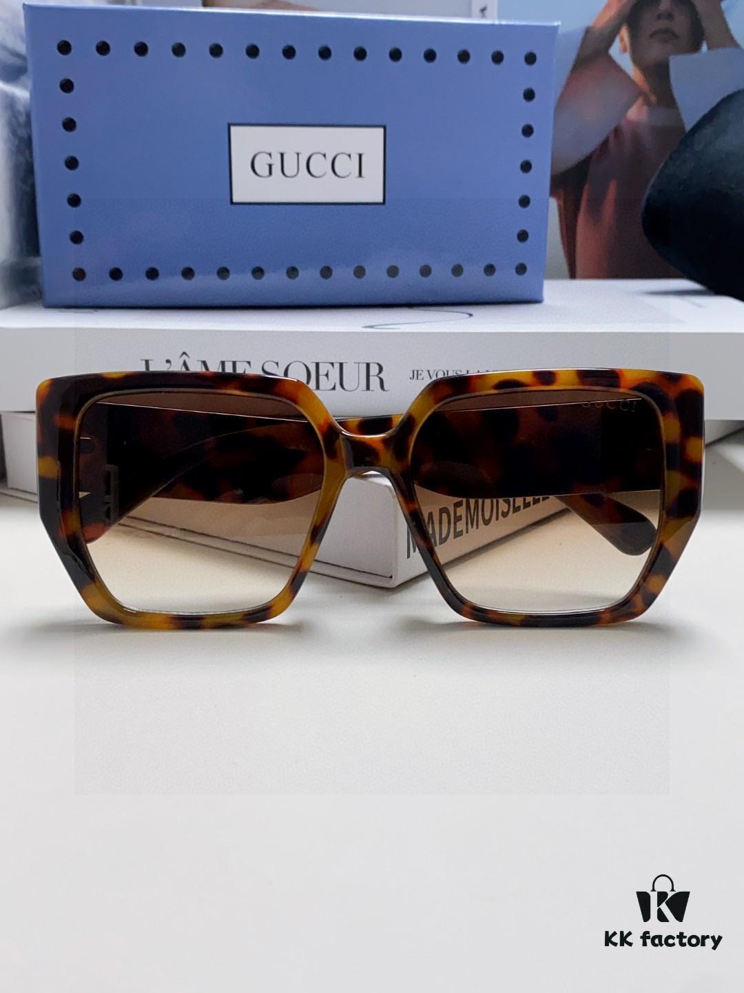 Gucci 2025 New Arrival Influencer Sunglasses for Women, Oversized Black Polarized Sunglasses, Round Face Friendly Celebrity Style Unisex Sun Glasses
