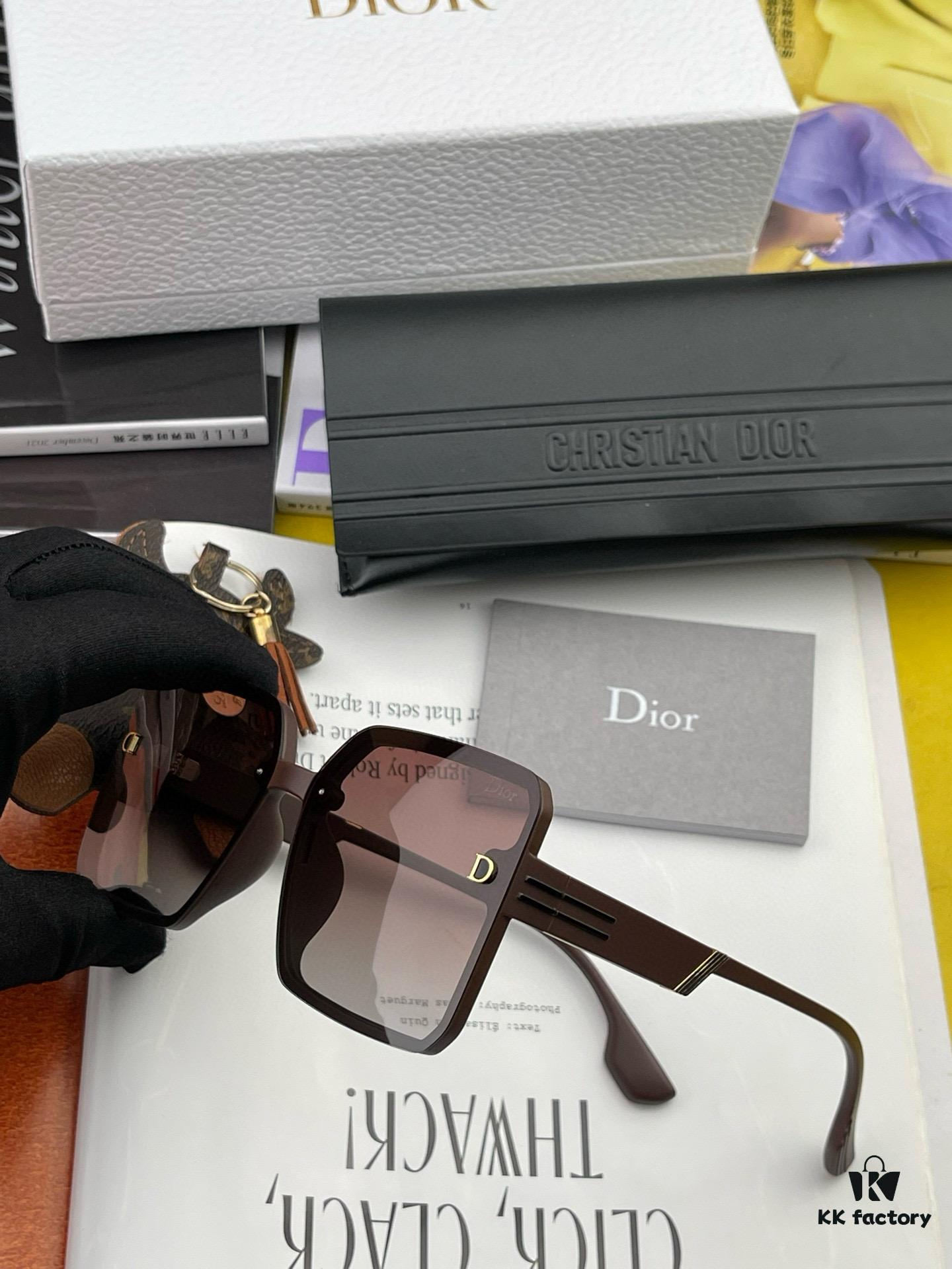 【DIOR】2025 Spring New Arrival Trendy Fashion Square Polarized Sunglasses High-Quality Comfortable Fit Influencer Style Women's HD Polarized Sunglasses 🕶️ Premium TR Frame Model: CD2682