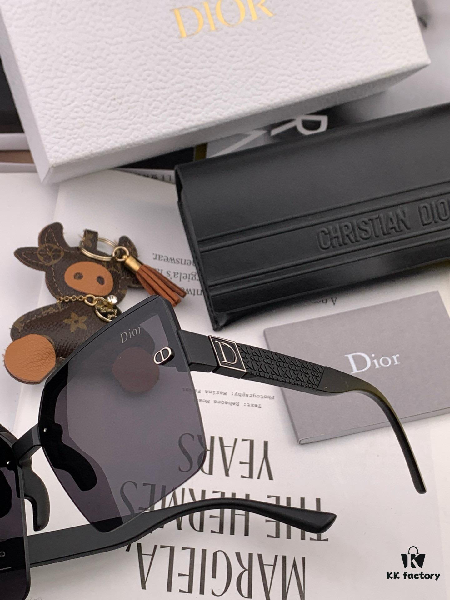 【DIOR】2025 Spring New Arrival Trendy Fashion Square Sunglasses High Quality Comfortable Fit Influencer Popular Style Model: D9805