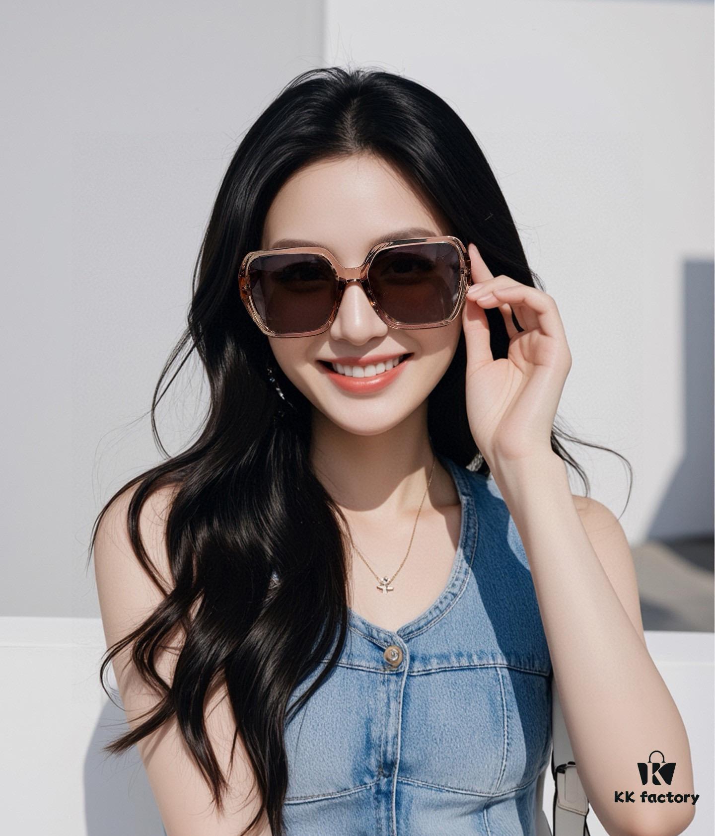 DIOR - 2025 Spring New Arrival Trendy Fashion Square-Frame Polarized Sunglasses, High-Quality Comfortable Wear, Influencer Popular Style, Women's HD Thickened Polarized Sunglasses 🕶️