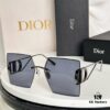 Dior 30 Montaigne S7U SS2023 Sunglasses – Thickened 3.0 with Blue Inner Lens Coating, Frameless Luxury Design with 'CD' Logo on Dark Ruthenium Temples