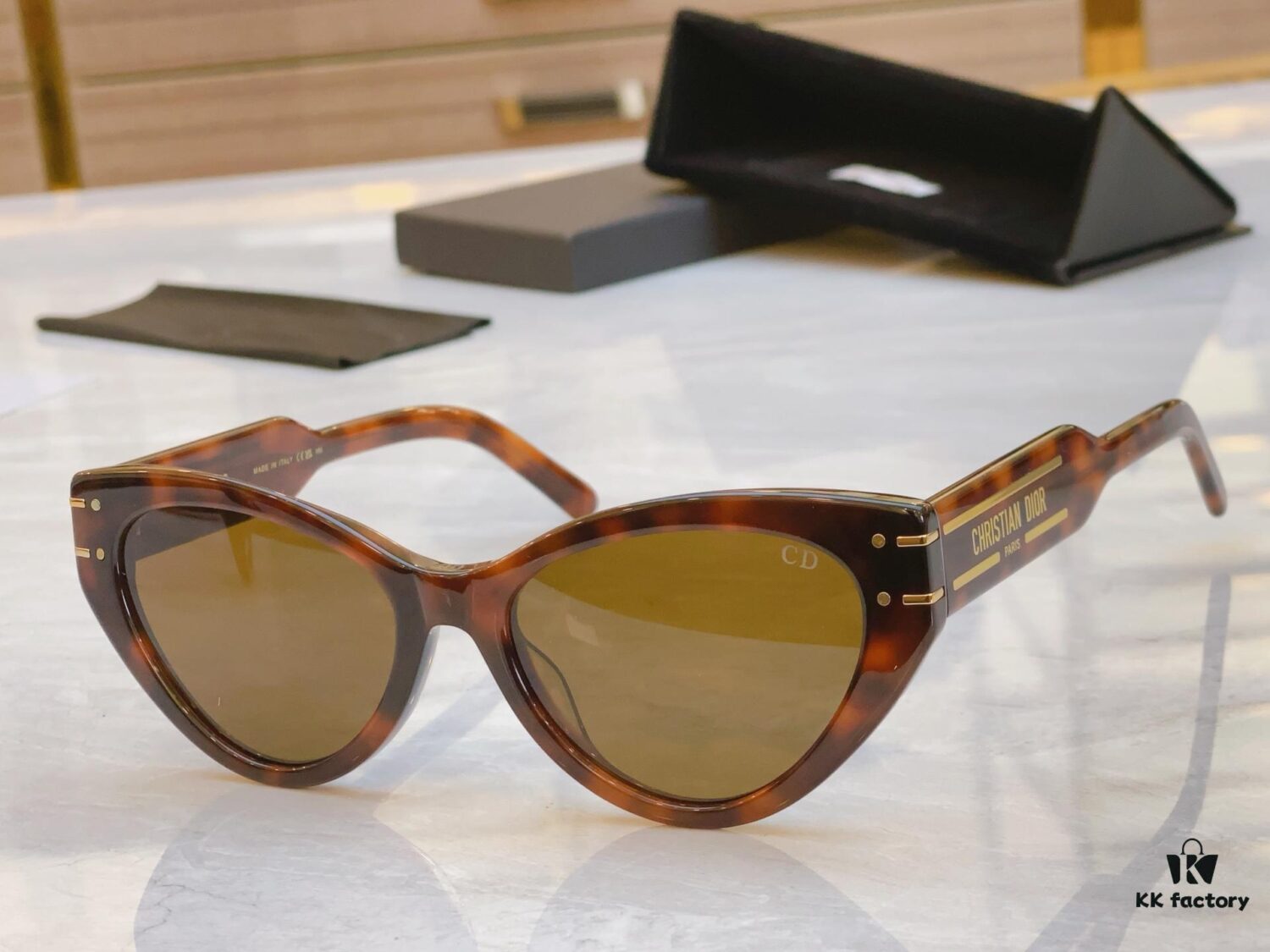 Dior New Model Sunglasses, MODEL: Diorsignature 871, SIZE: 55□18-145