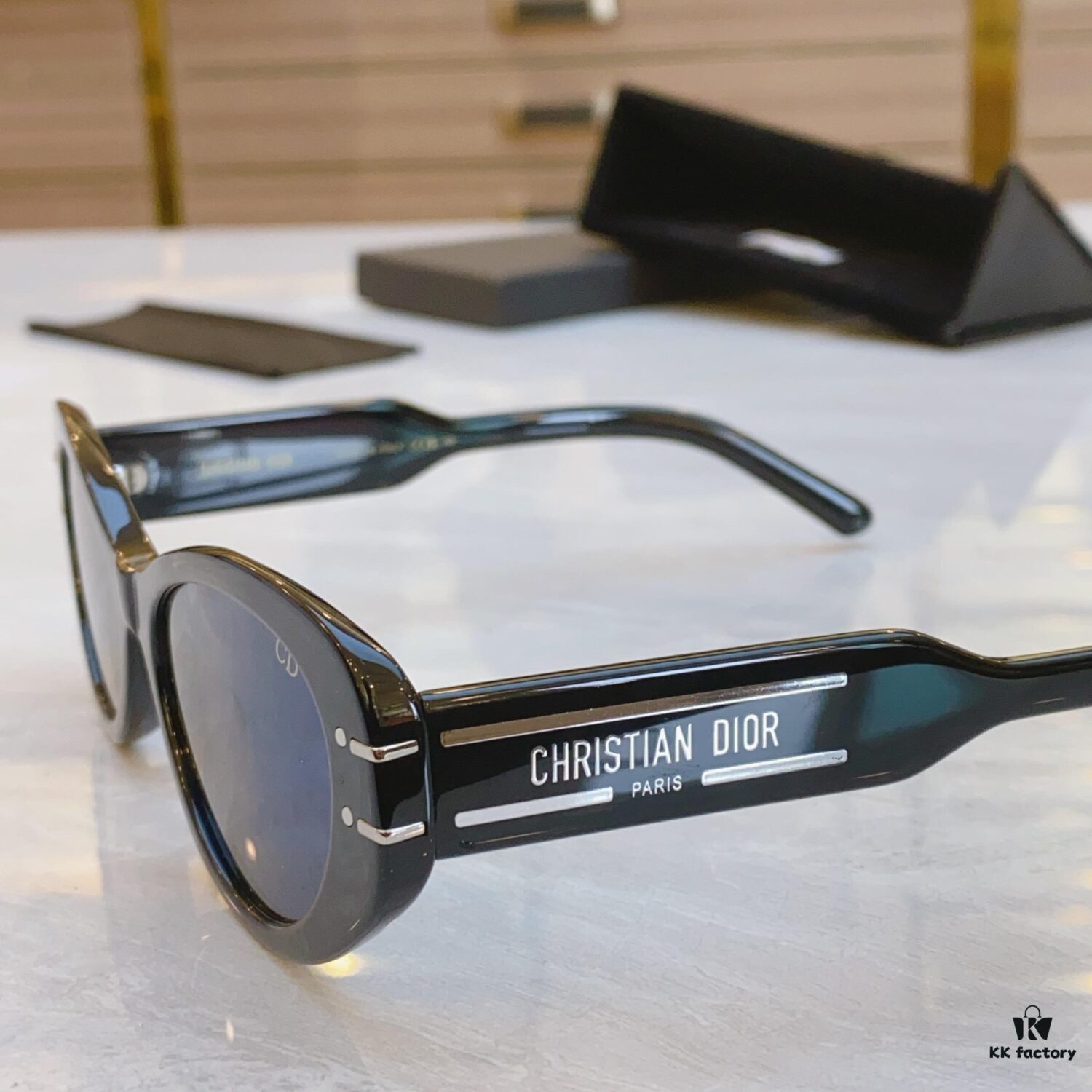 Dior New Model Sunglasses, MODEL: Diorsignature B8U, SIZE: 55□19-145