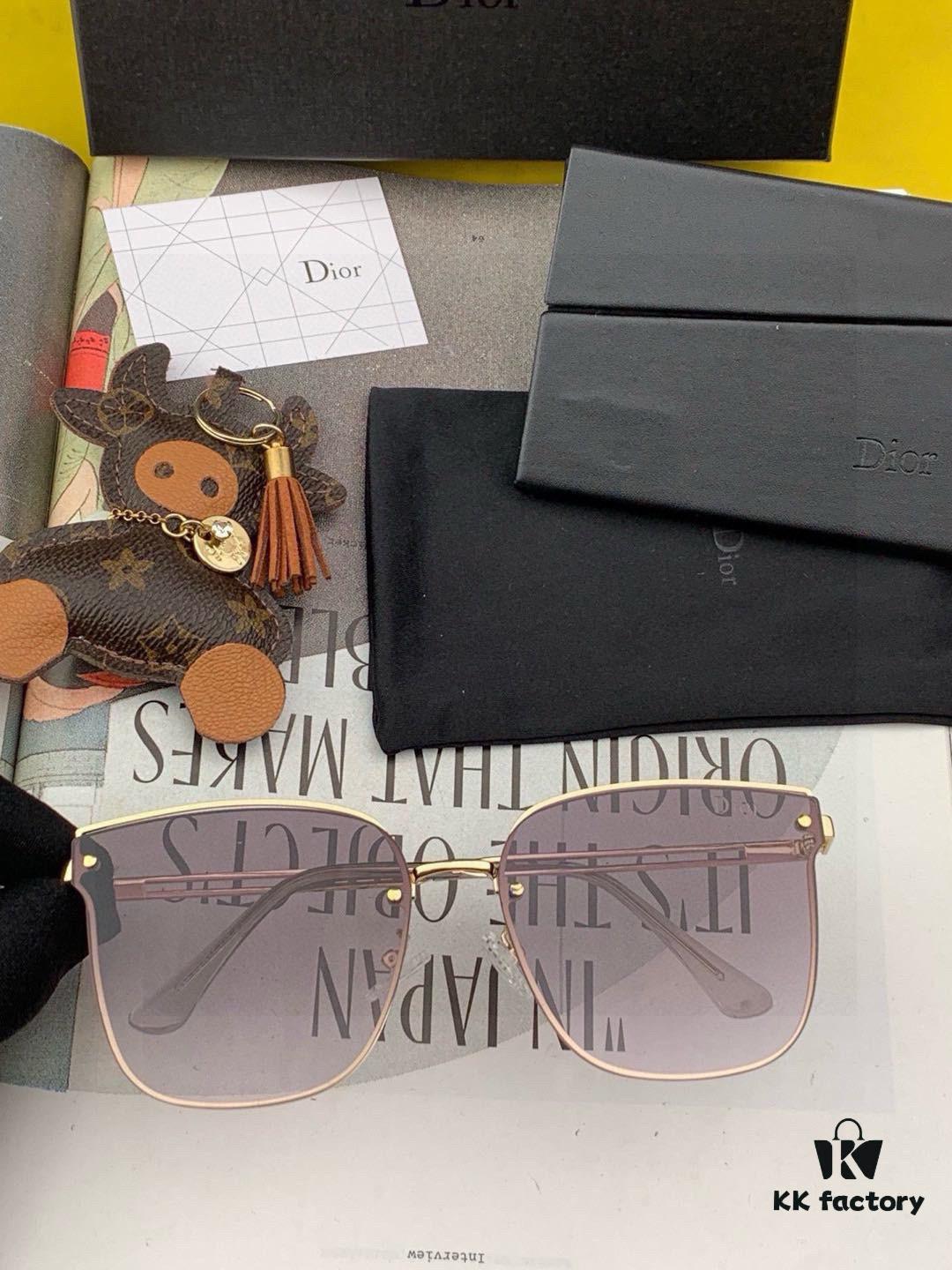 【TR Polarized Series】DIOR Classic Square Frame Design, Universal Fit for All Face Shapes, Exudes Elegance with Coats or Dresses, Nylon Polarized Lenses for UV Protection, Model: CD1150 Sunglasses