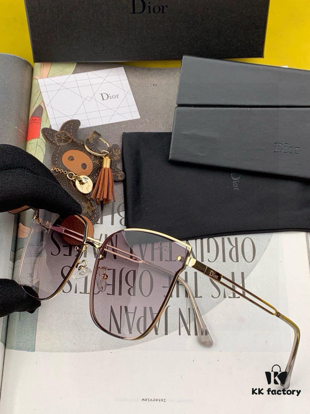 【TR Polarized Series】DIOR Classic Square Frame Design, Universal Fit for All Face Shapes, Exudes Elegance with Coats or Dresses, Nylon Polarized Lenses for UV Protection, Model: CD1150 Sunglasses